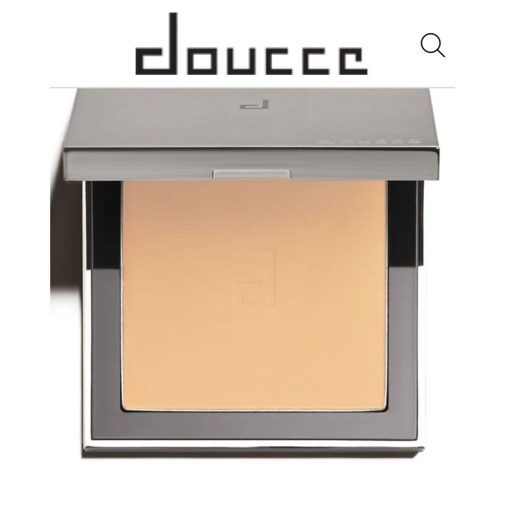 Caché Crème Powder Foundation By Doucce NM6 New No Box